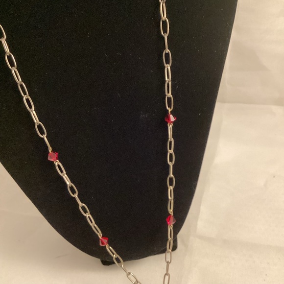 Red beads on silver tone chain with metallic tassel necklace - Picture 3 of 7